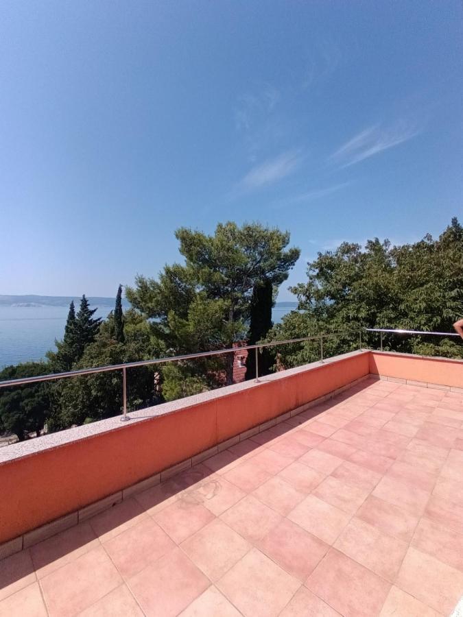 Blue Seagull - Seafront Holiday Home Novi Vinodolski Exteriör bild